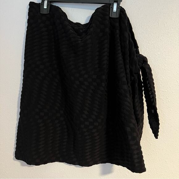 New Good American Leg Days Sarong Black Beach Swim Cove Up Women's size 2X-5X - Picture 2 of 4